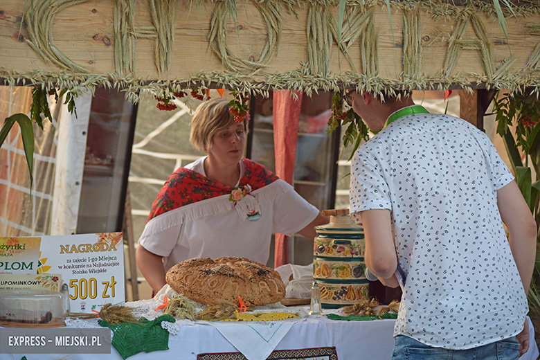 Dożynki gminy Malczyce w tym roku odbył się na klimatycznym terenie w Chomiąży