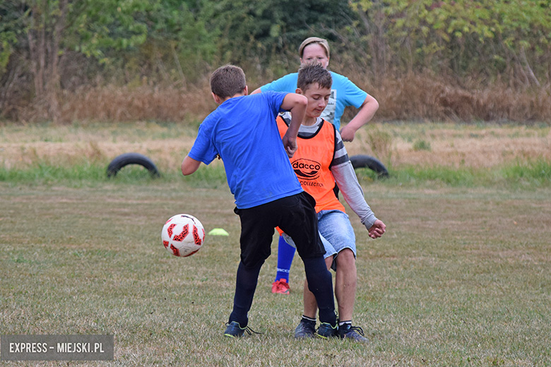 Około 70 młodych zawodników wzięło udział w turnieju piłkarskim w Pichorowicach