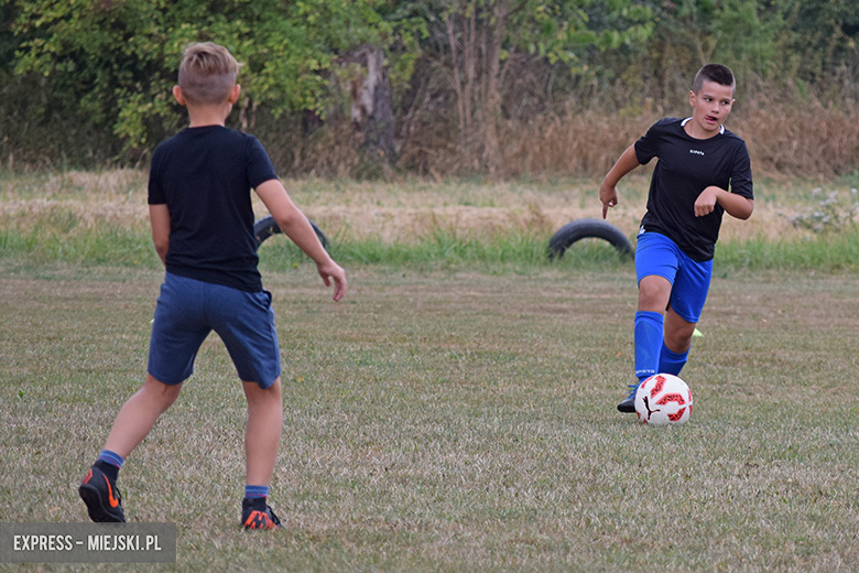 Około 70 młodych zawodników wzięło udział w turnieju piłkarskim w Pichorowicach