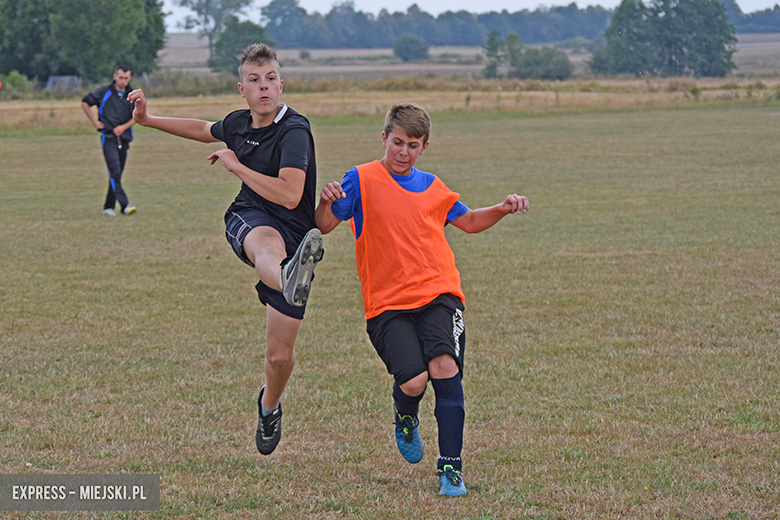 Około 70 młodych zawodników wzięło udział w turnieju piłkarskim w Pichorowicach