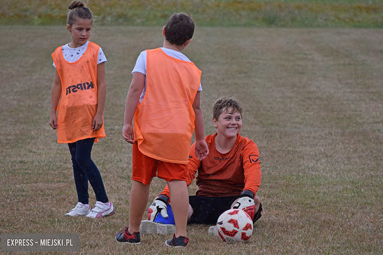 Około 70 młodych zawodników wzięło udział w turnieju piłkarskim w Pichorowicach