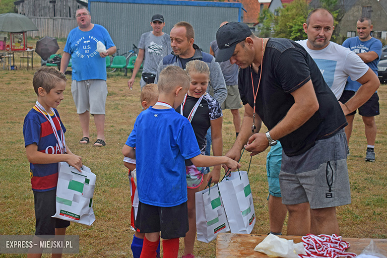 Około 70 młodych zawodników wzięło udział w turnieju piłkarskim w Pichorowicach