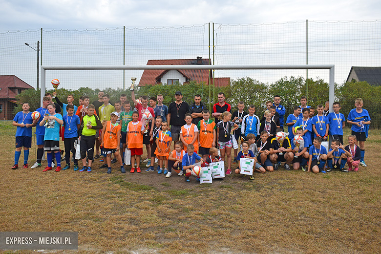 Około 70 młodych zawodników wzięło udział w turnieju piłkarskim w Pichorowicach