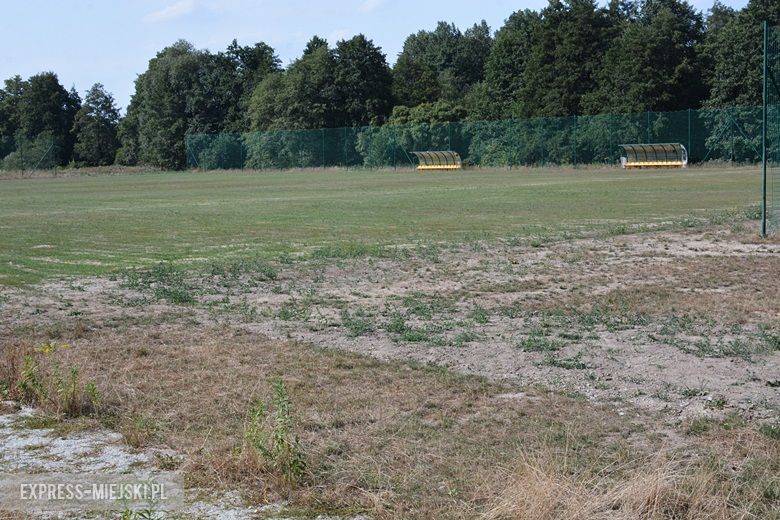 Boisko w Ciechowie - stan na 22 sierpnia 2018 rok
