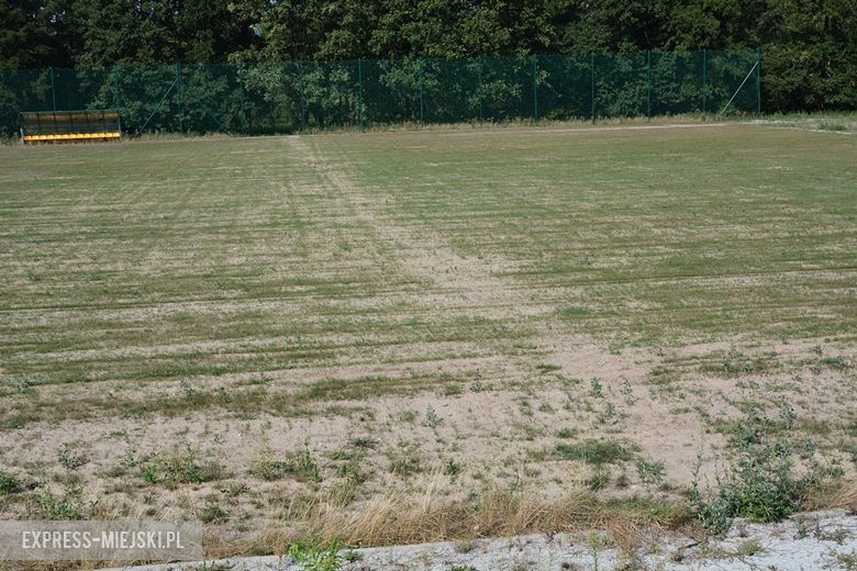 Boisko w Ciechowie - stan na 22 sierpnia 2018 rok