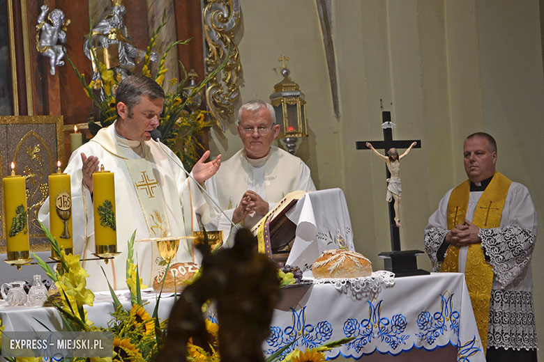 Uroczyste obchody gminny dożynek w Kostomłotach