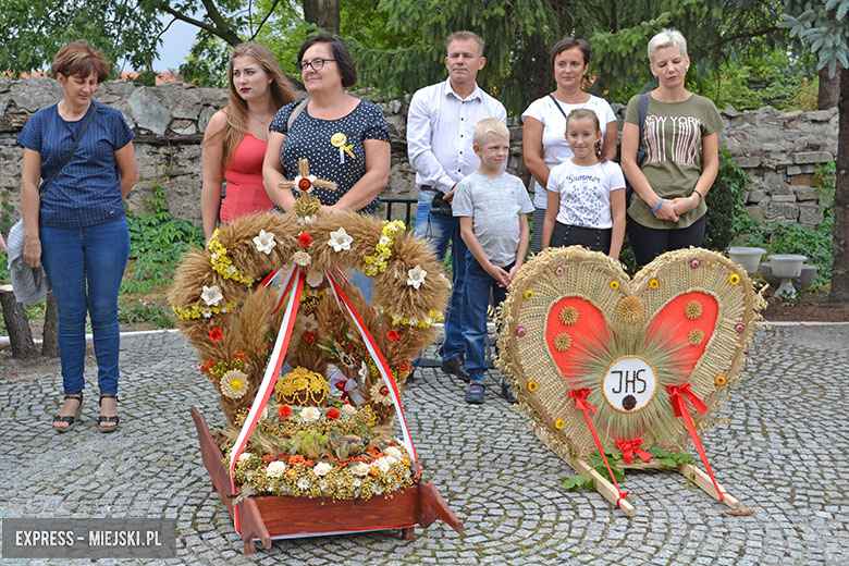 Uroczyste obchody gminny dożynek w Kostomłotach
