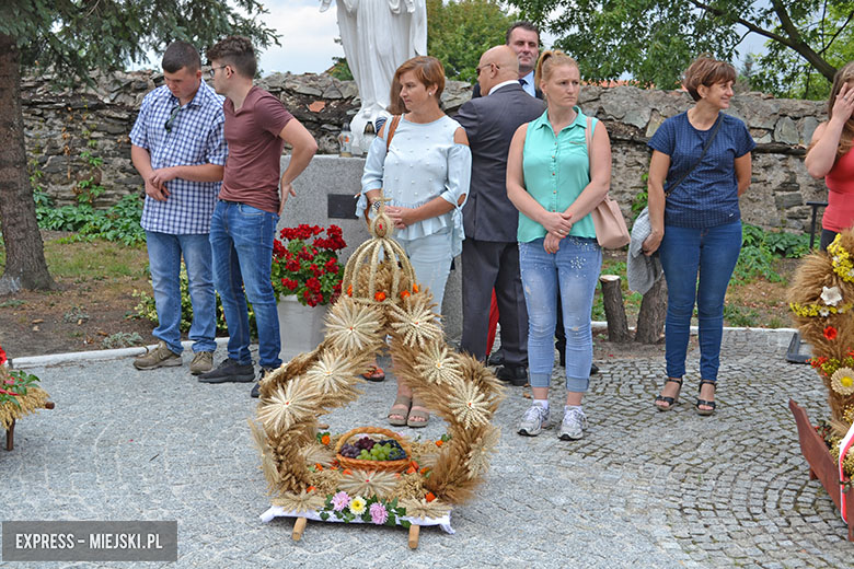 Uroczyste obchody gminny dożynek w Kostomłotach