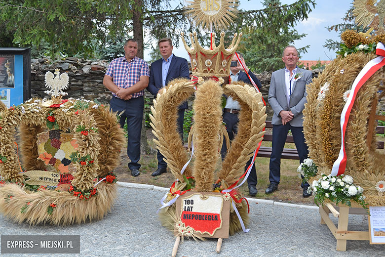 Uroczyste obchody gminny dożynek w Kostomłotach