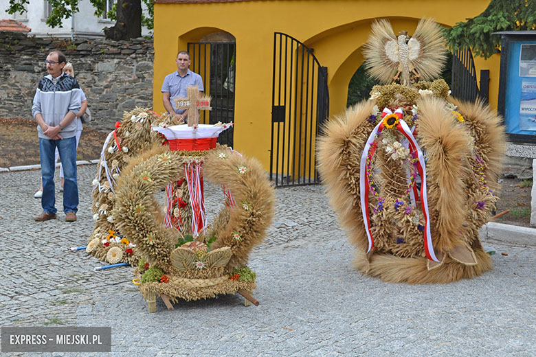 Uroczyste obchody gminny dożynek w Kostomłotach