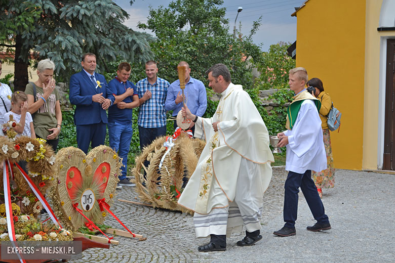 Uroczyste obchody gminny dożynek w Kostomłotach