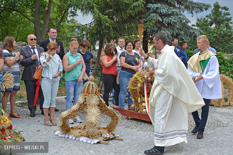Uroczyste obchody gminny dożynek w Kostomłotach