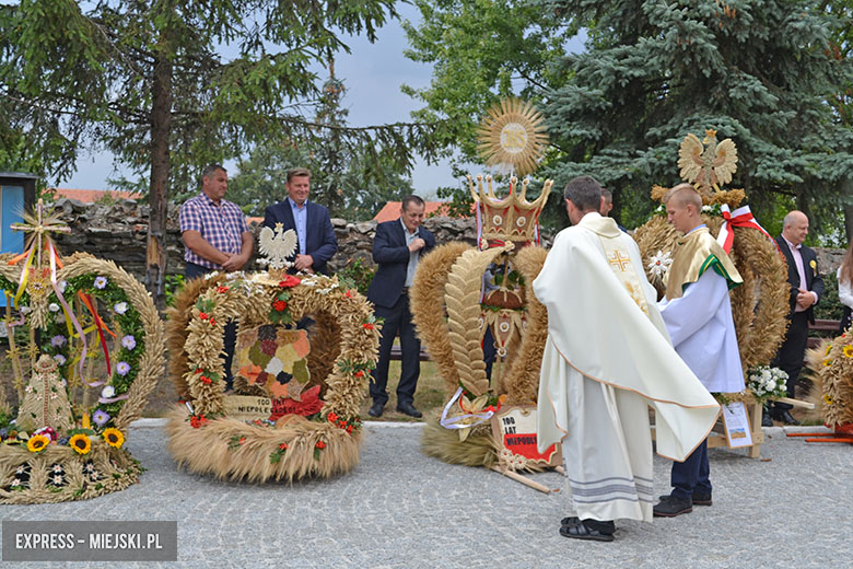Uroczyste obchody gminny dożynek w Kostomłotach