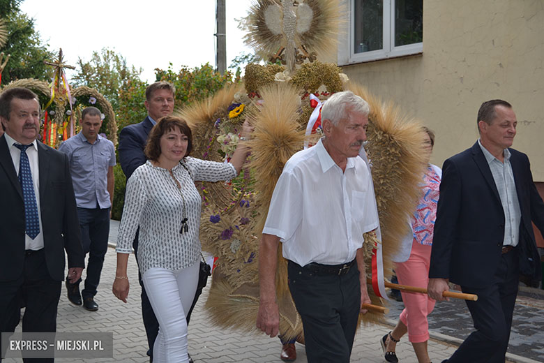Uroczyste obchody gminny dożynek w Kostomłotach