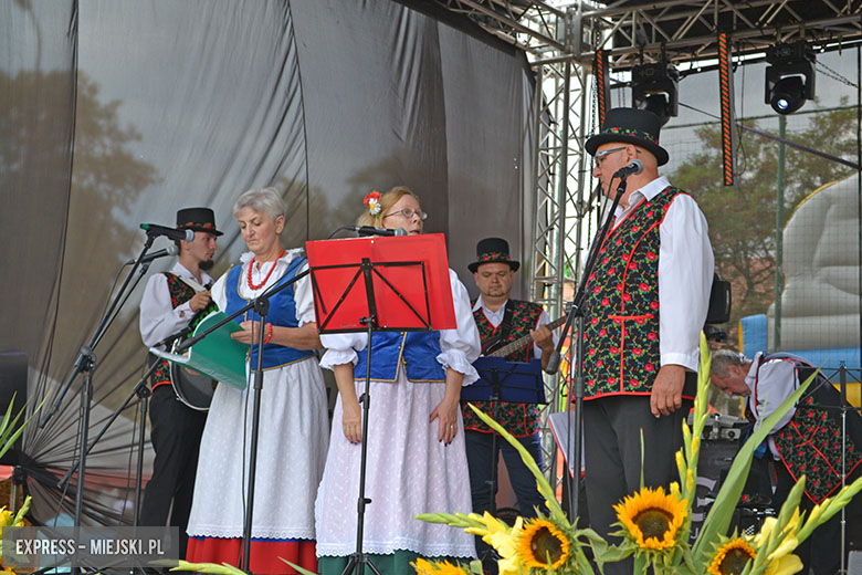 Uroczyste obchody gminny dożynek w Kostomłotach