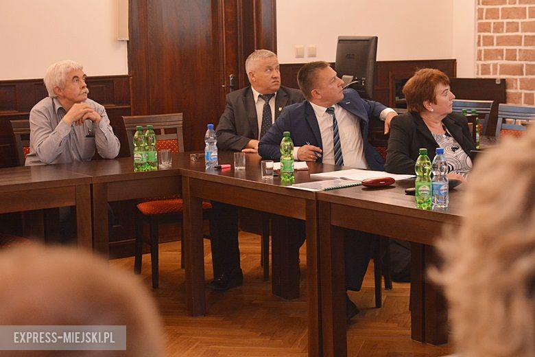 Spotkanie ws. uruchomienia zakładu sortowni plastiku