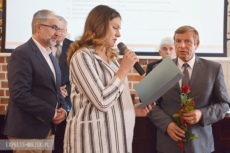 Wręczenie aktów nowym dyrektorom szkół