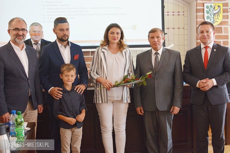 Wręczenie aktów nowym dyrektorom szkół