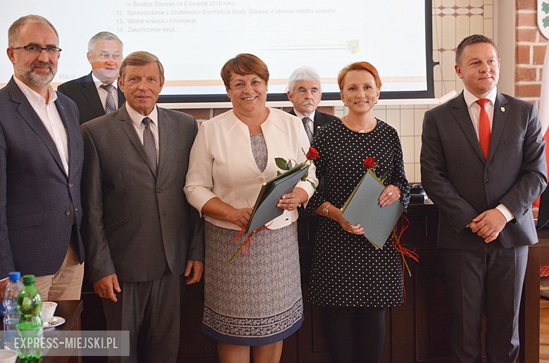 Wręczenie aktów nowym dyrektorom szkół