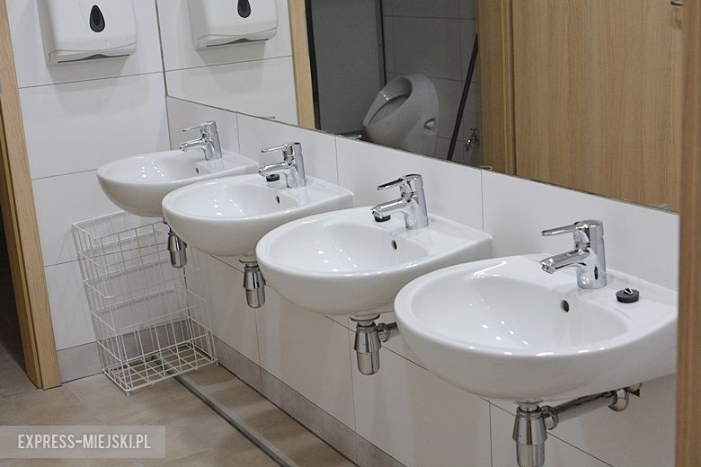 Nowy budynek szkolny w Pisarzowicach