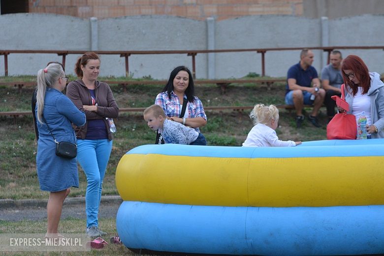 Strażacy przygotowali pokazy dla dzieci i młodzieży