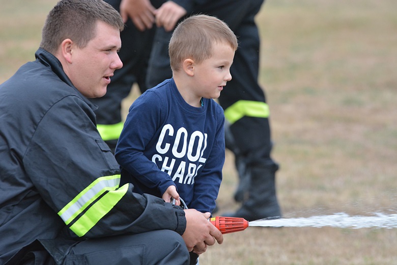 Strażacy przygotowali pokazy dla dzieci i młodzieży