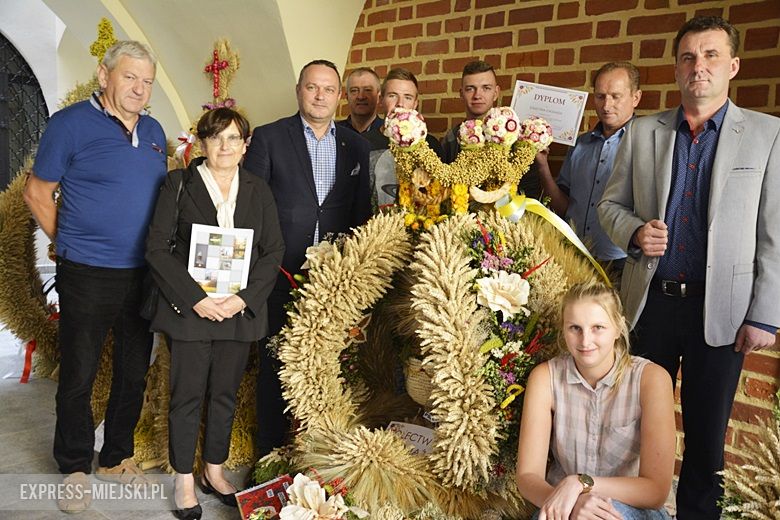 Wręczenie nagród dla autorów najpiękniejszych wieńców