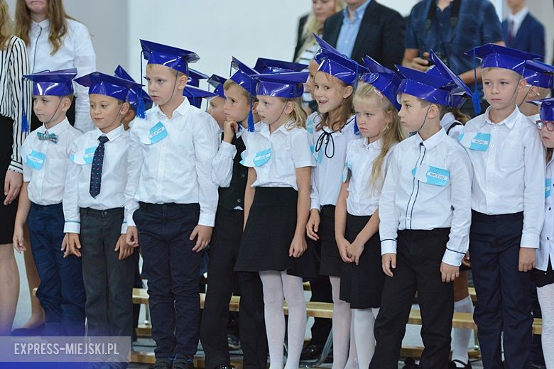 Uroczyste rozpoczęcie nowego roku szkolnego w Lutyni