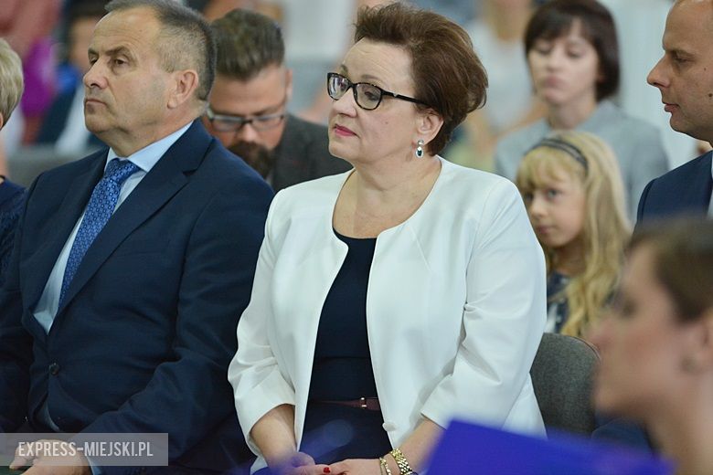 Uroczyste rozpoczęcie nowego roku szkolnego w Lutyni
