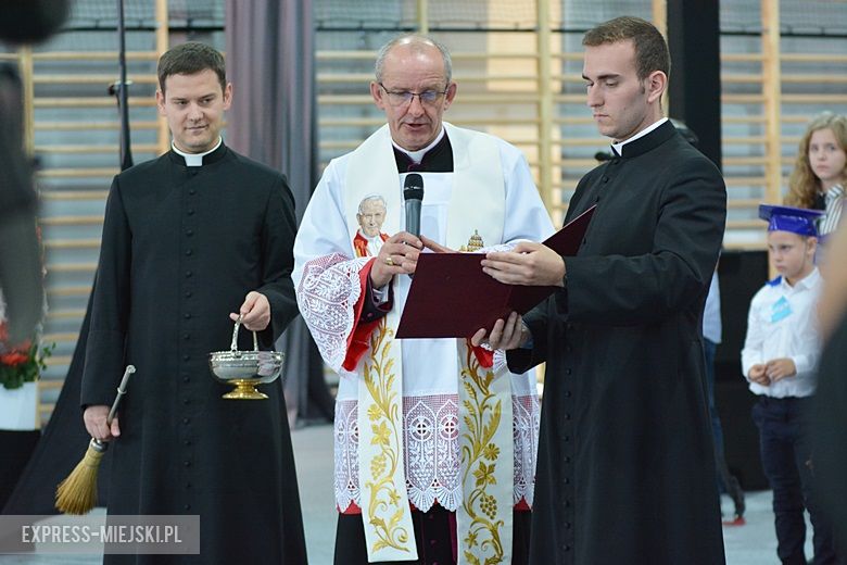 Uroczyste rozpoczęcie nowego roku szkolnego w Lutyni