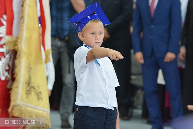Uroczyste rozpoczęcie nowego roku szkolnego w Lutyni