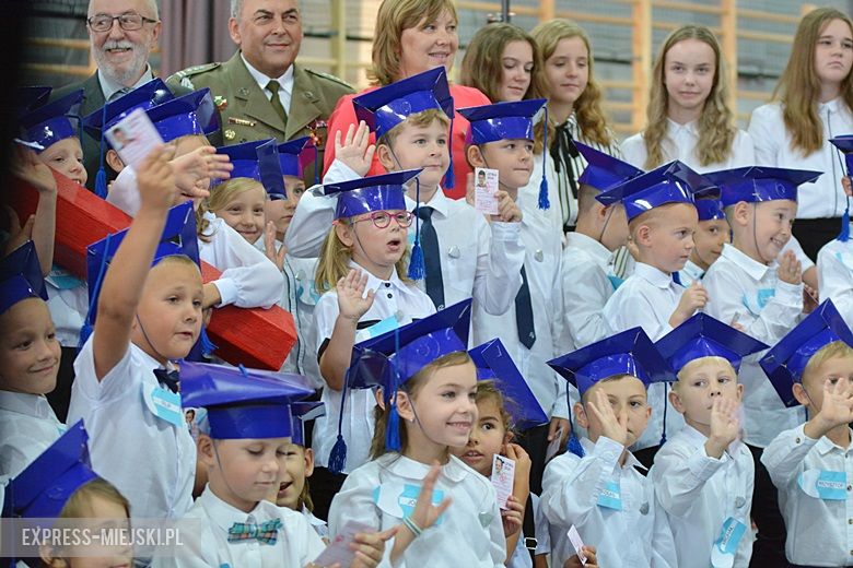 Uroczyste rozpoczęcie nowego roku szkolnego w Lutyni