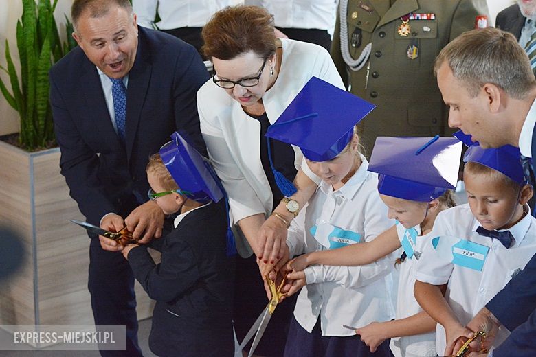 Uroczyste rozpoczęcie nowego roku szkolnego w Lutyni