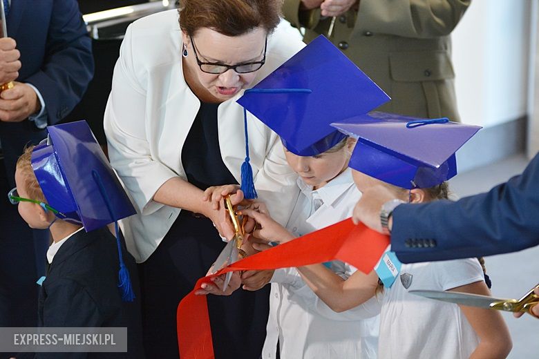 Uroczyste rozpoczęcie nowego roku szkolnego w Lutyni