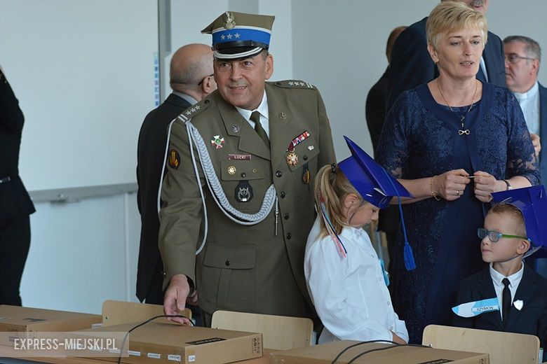 Uroczyste rozpoczęcie nowego roku szkolnego w Lutyni