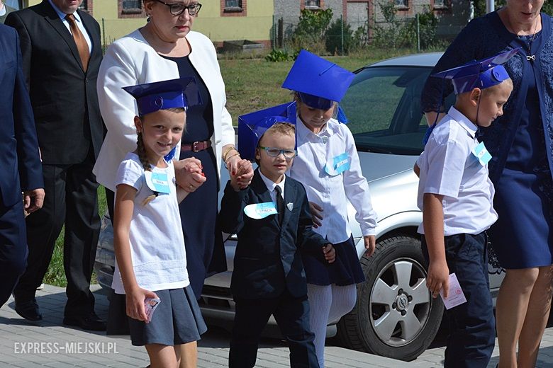 Uroczyste rozpoczęcie nowego roku szkolnego w Lutyni