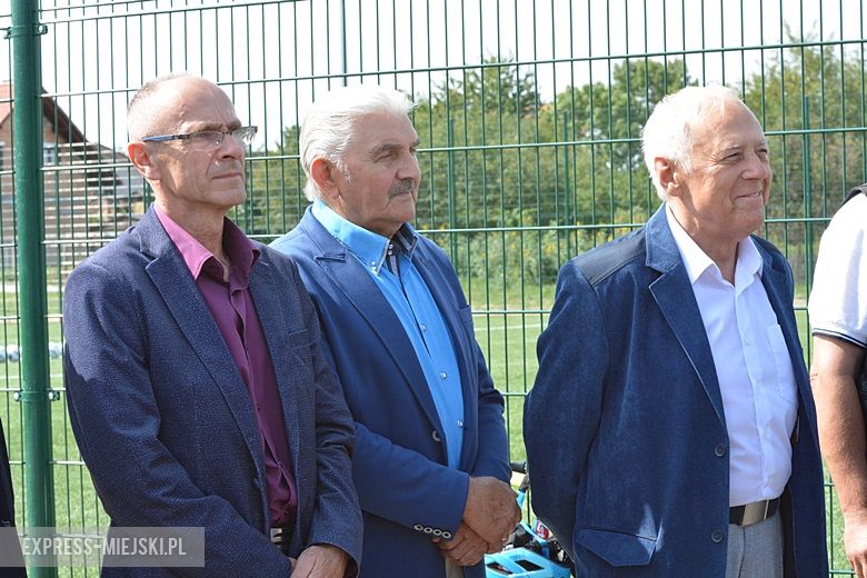 Oficjalne otwarcie orlika w Miękini