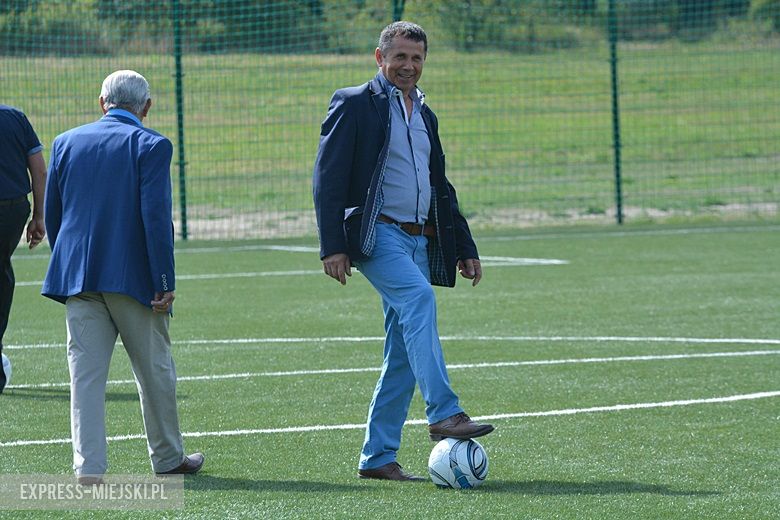 Oficjalne otwarcie orlika w Miękini