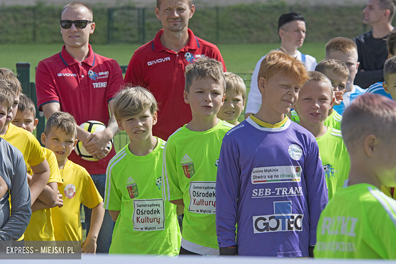 Oficjalne otwarcie orlika w Miękini