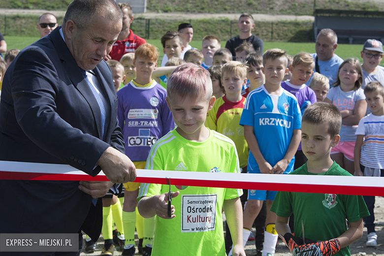 Oficjalne otwarcie orlika w Miękini