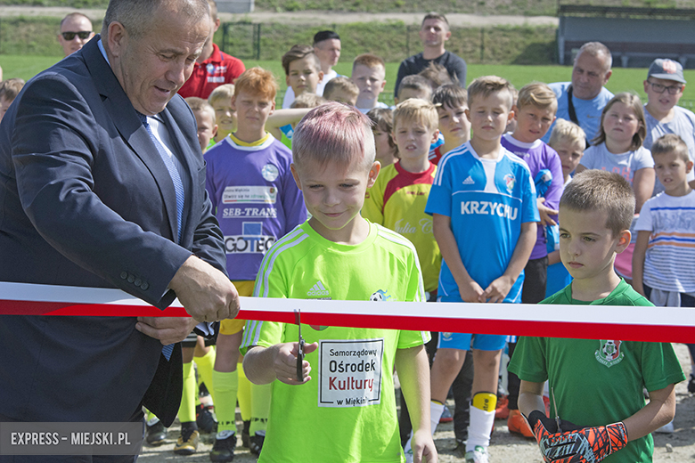 Oficjalne otwarcie orlika w Miękini