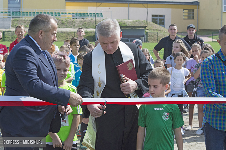 Oficjalne otwarcie orlika w Miękini