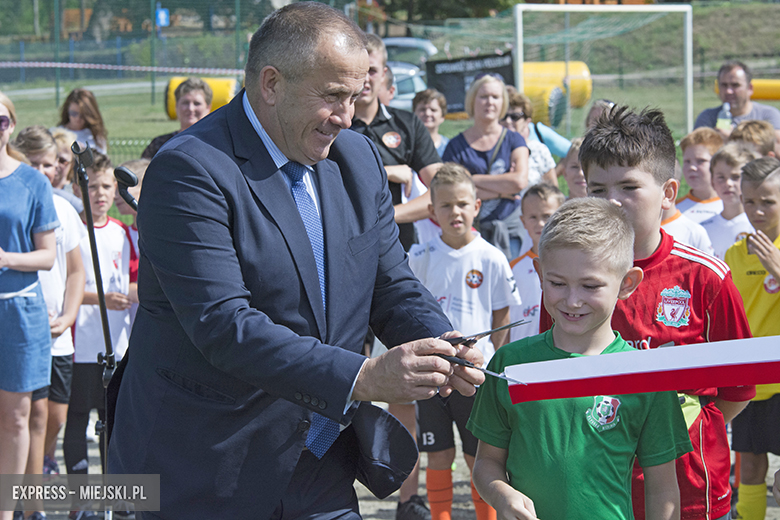 Oficjalne otwarcie orlika w Miękini