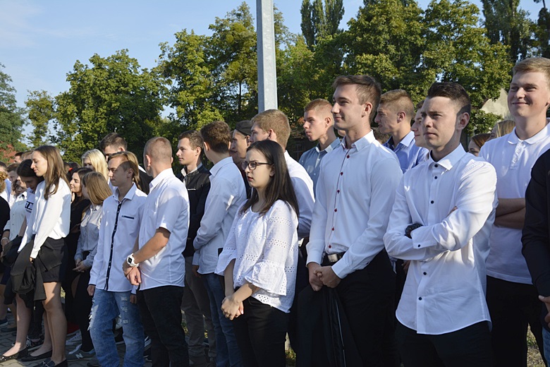 Rozpoczęcie roku szkolnego w PZSP nr 1 w Środzie Śląskiej