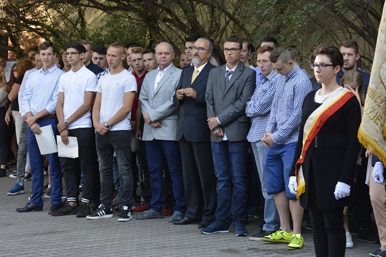 Rozpoczęcie roku szkolnego w PZSP nr 2 w Środzie Śląskiej