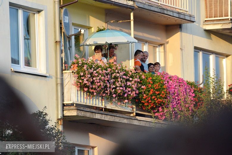 W sobotni wieczór średzki rynek przyciągnął tłumy fanów Cleo i Michała Szpaka