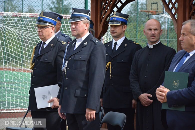 Przekazanie sztandaru strażakom z OSP Głoska