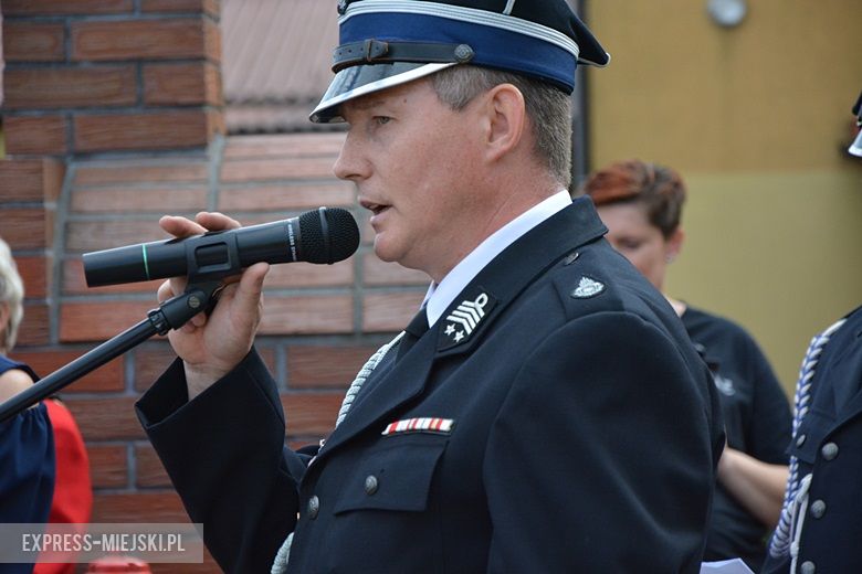 Przekazanie sztandaru strażakom z OSP Głoska