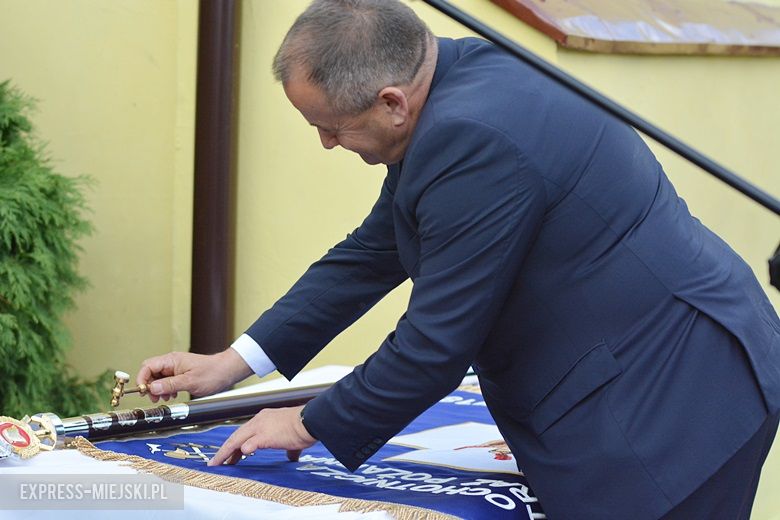 Przekazanie sztandaru strażakom z OSP Głoska