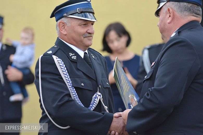 Przekazanie sztandaru strażakom z OSP Głoska